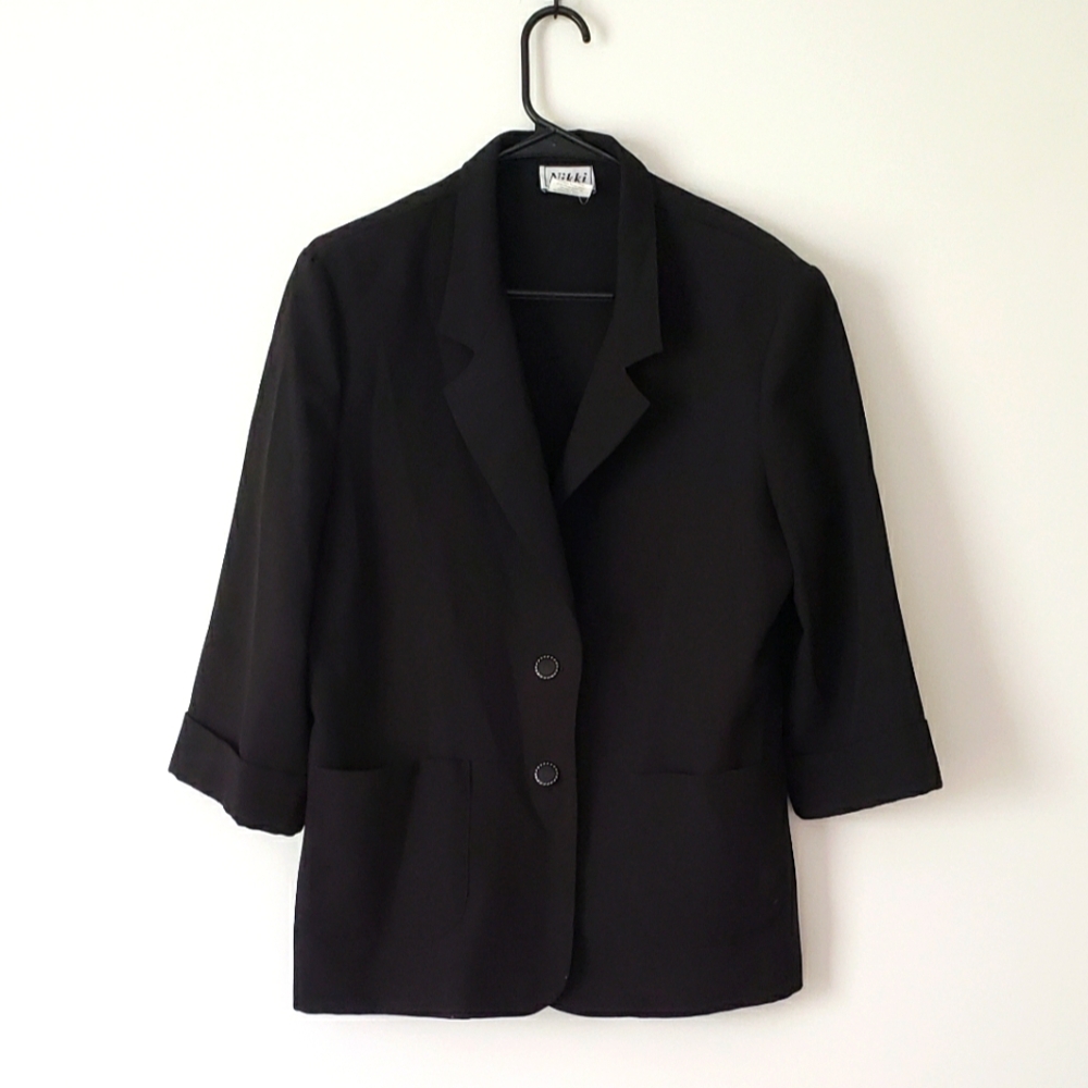 Vintage Nikki black blazer